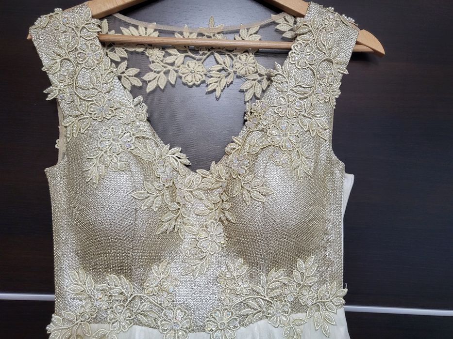 Rochie de ocazie crem