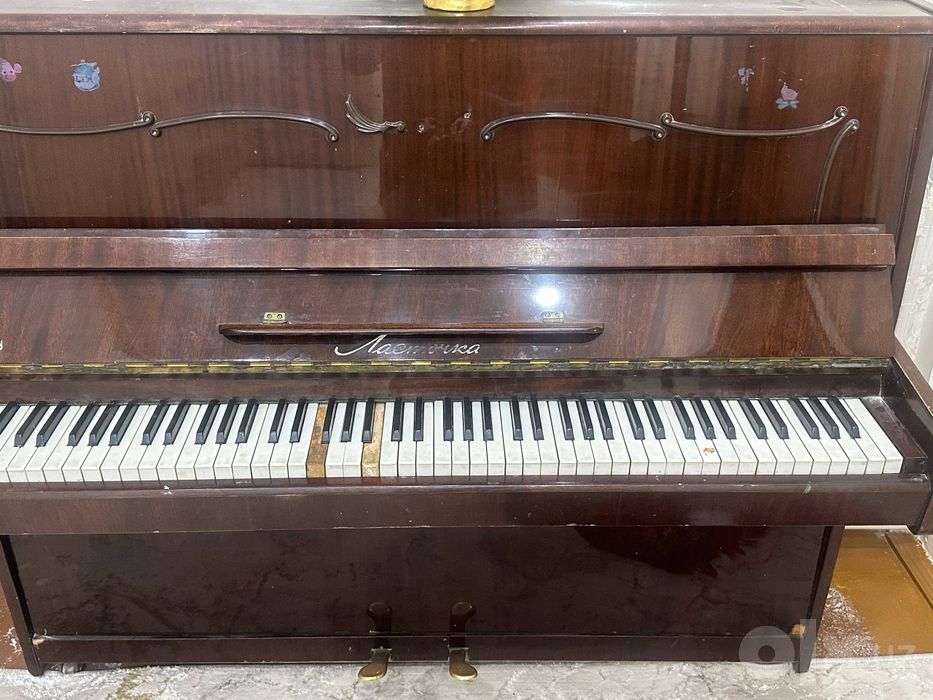 Pianino juda ham ajoyib yangidek narxi kelishiladi