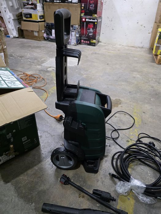 Aparat de spalat cu presiune 135 bar Bosch UniversalAquatak 135