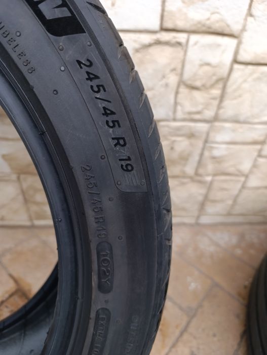 Летни гуми Michelin 245/45/19  275/40/19 E-primacy