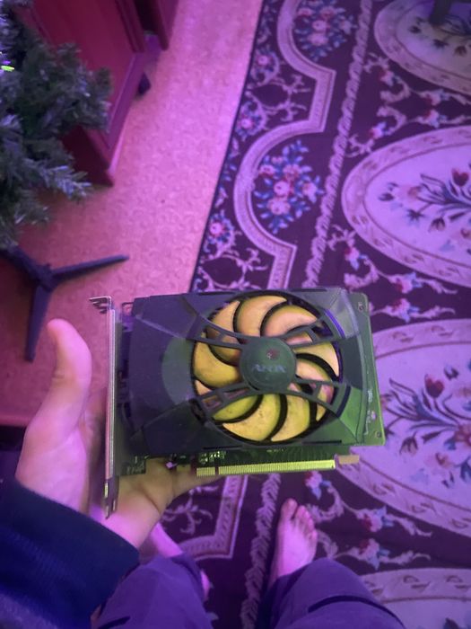 Срочно продам комплектующие для компьютера