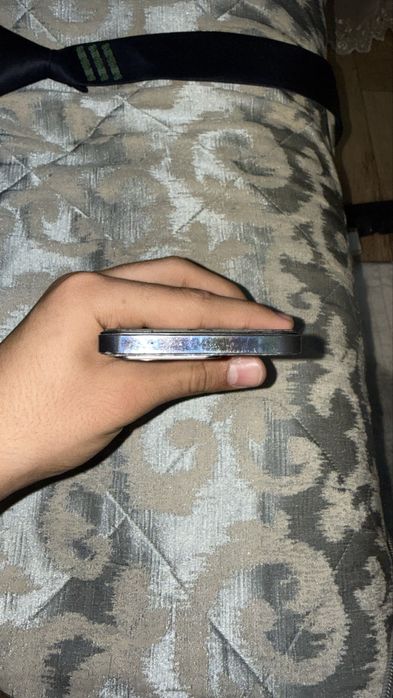 Vivo V25 256GB Срочна продам