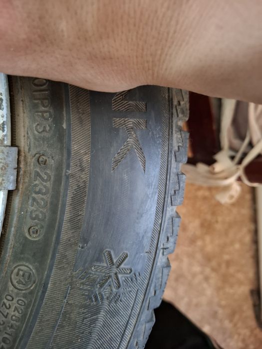 Продам покрышки на пару сезонов хватит