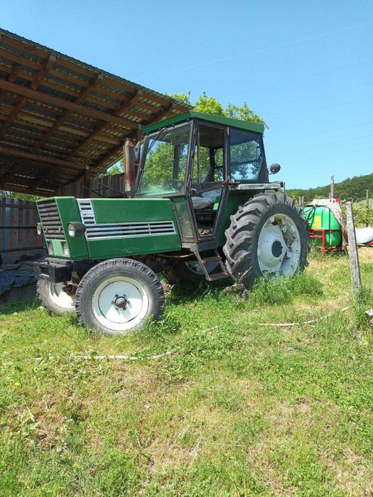 De vânzare Tractor Fiat 880 + plug cu 3 brazde