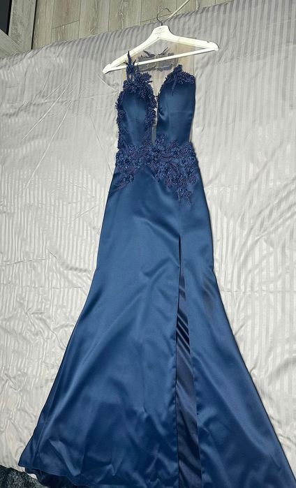 Официална Бална Рокля