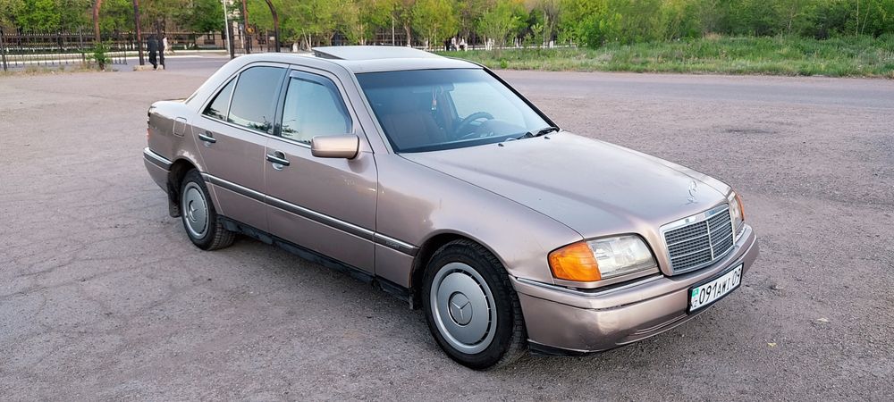 Продам Мерседес C180