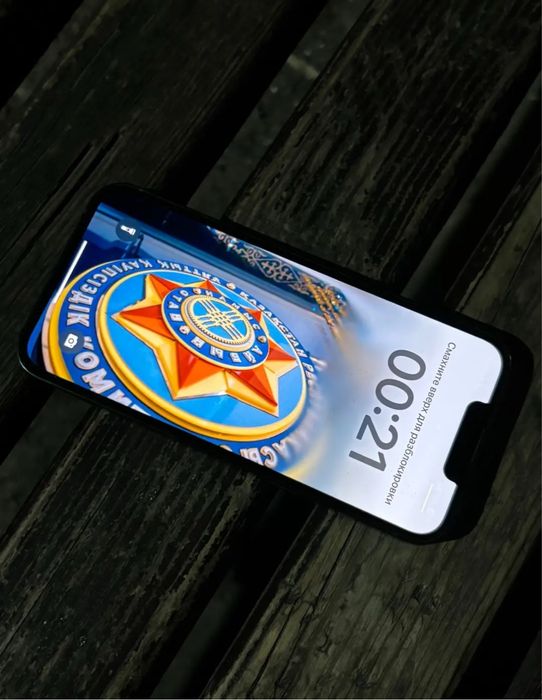 Продам iphone 13