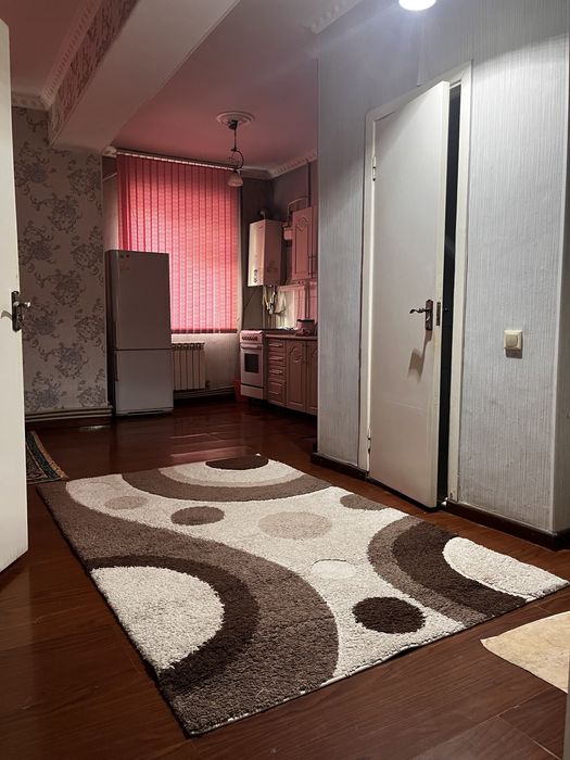 Сдаётся квартира в центре города!