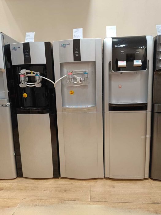 Напольные диспенсеры для воды