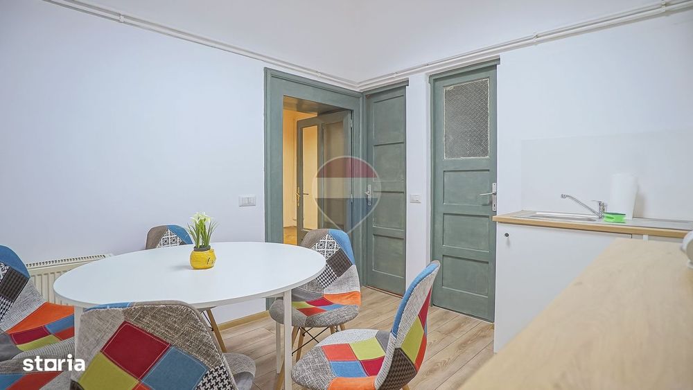 Apartament De Vanzare 2 Camere 65 Mp | La Casa Cu Pivnita Si Curte |