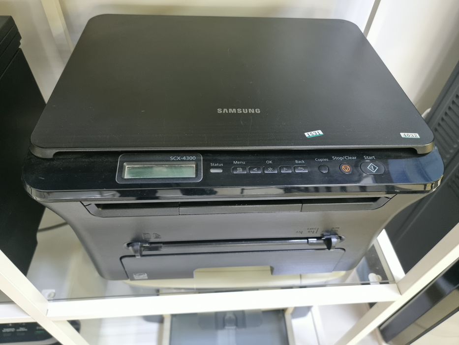 Продам принтера и ноутбуки в отличном состоянии.