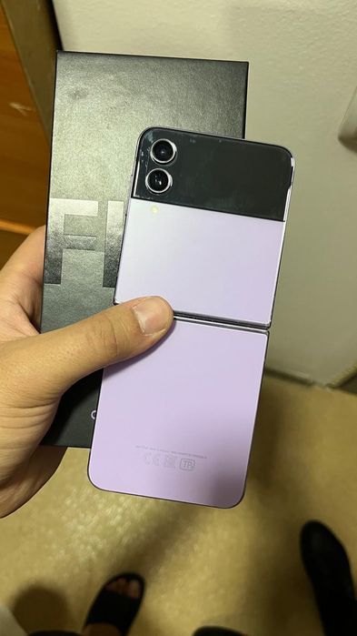 Samsung Z Flip 4 128 gb каропкасымен