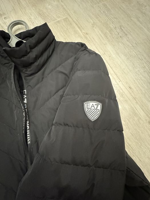 Куртка вессенняя ветровка