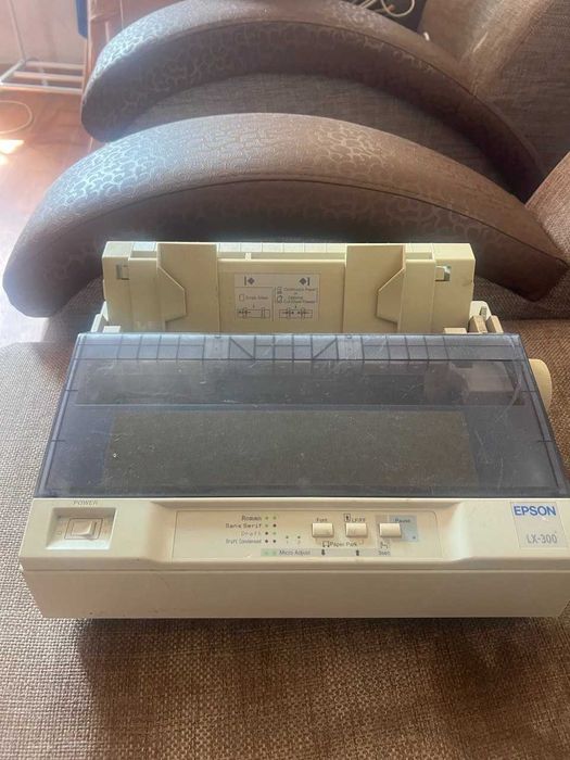 Продам матричный принтер Epson LX 300