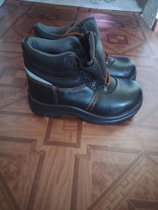 Ботинки рабочие 36-37р
