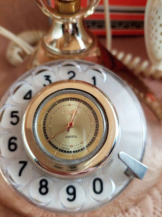 Руски телефон Уфа 301