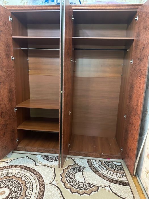 Спальный гарнитур