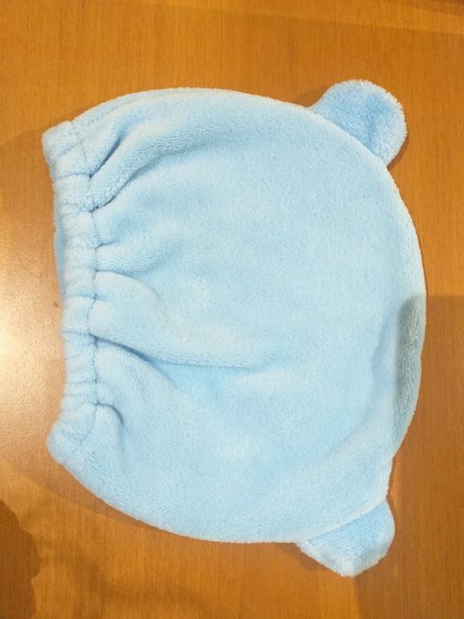 Бебешка шапка за баня