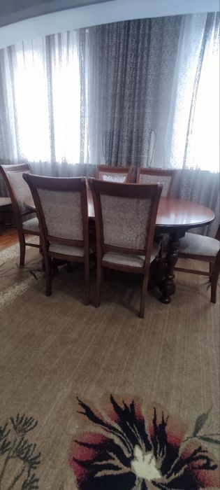 Продается строл и 8 стульев