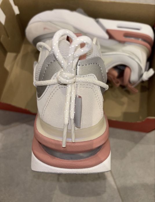 Обувки Nike Furyosa