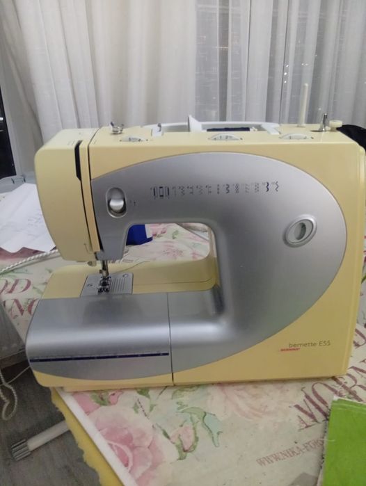 Швейная машинка Бернина