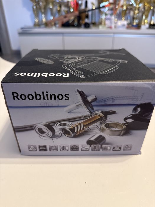 Mulineta crap Rooblinos NGK 8000