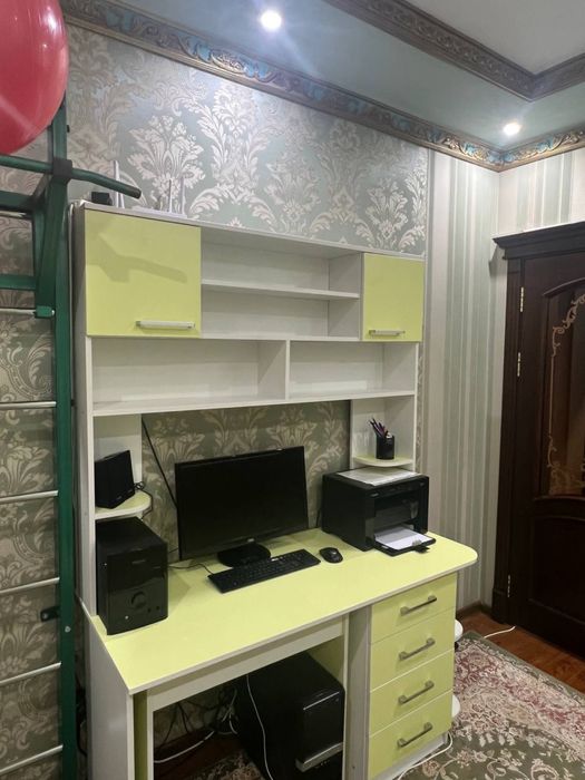 Zamonaviy bolalar mebeli to‘plami sotiladi