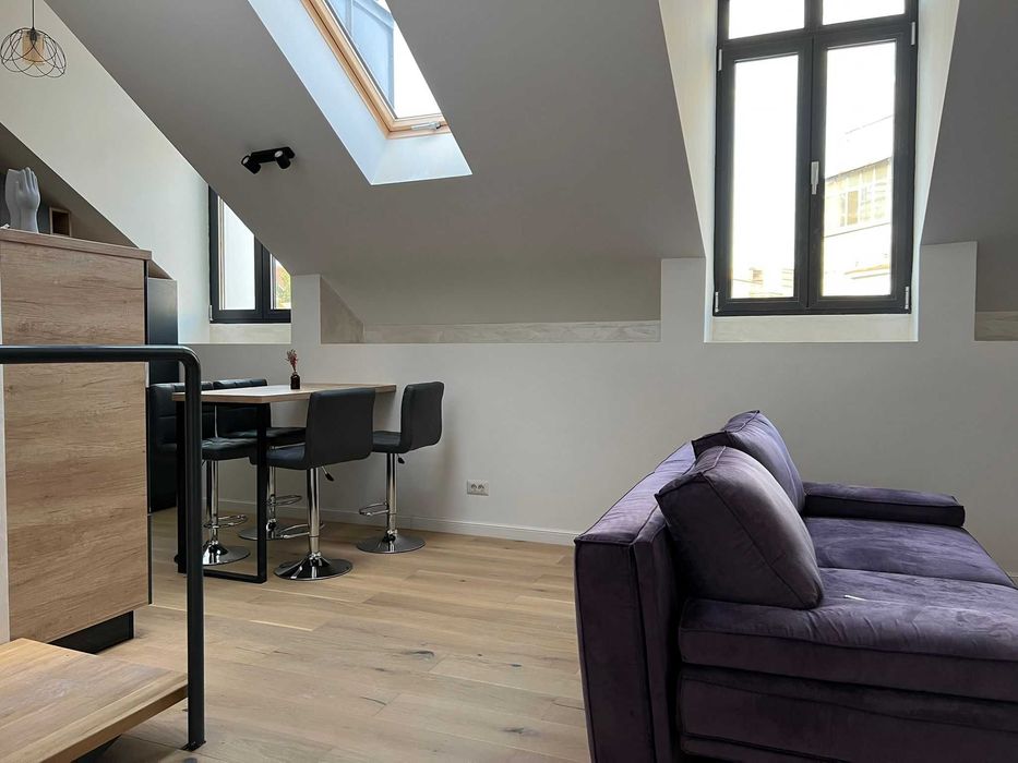Apartament două camere de închiriat în București (zona Unirii)