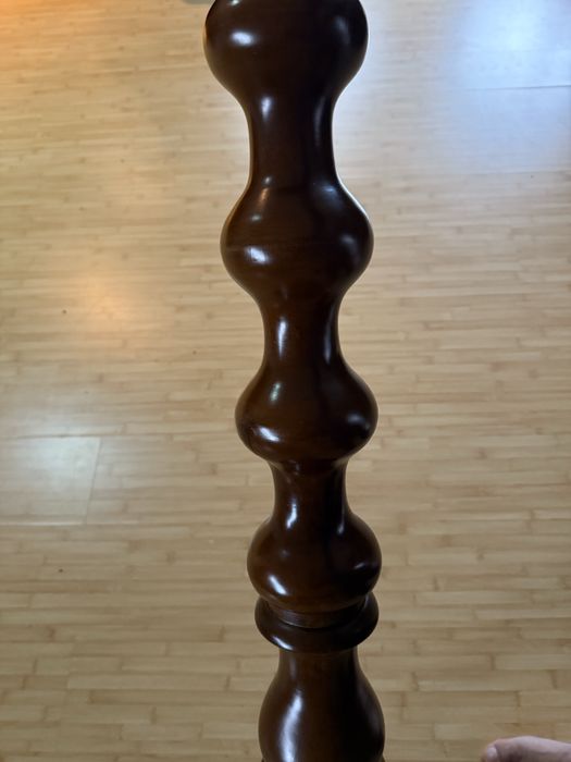 Cuier din lemn masiv