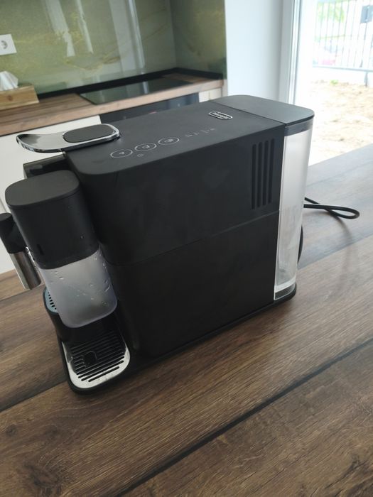 Aparat de cafea Nespresso