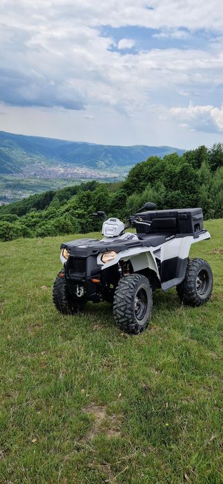 Atv polaris 570.