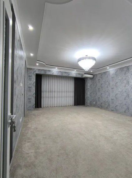 Квартира на Дархан -Инконель 4/9/9 общ пл 95м ,кухонная мебель