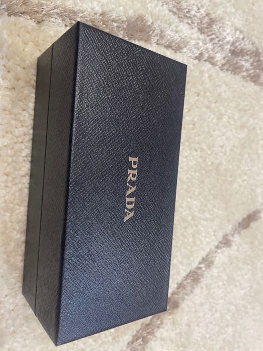 Мъжки слънчево очила Prada