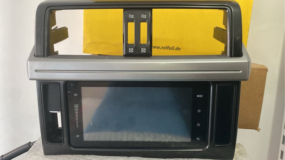 Продам андроид с рамкой на прадо 150