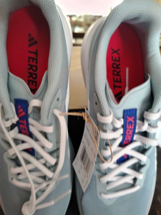 Продавам Skcechers Concept 3 и Adidas Terex Continental-140лв