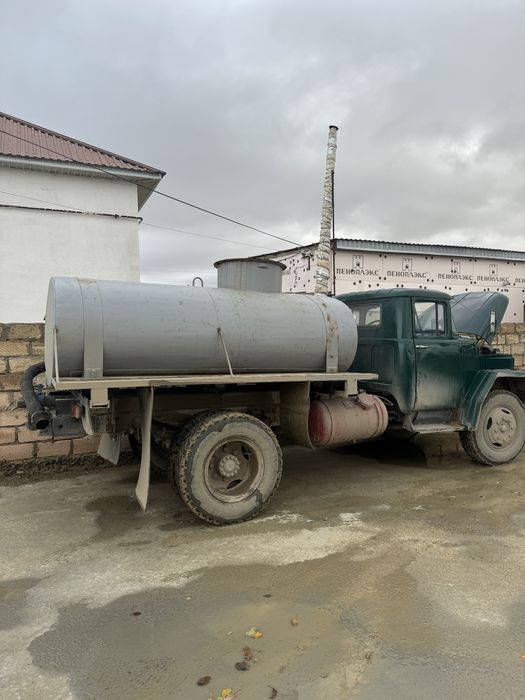 Продам зил водавоз 5 куб