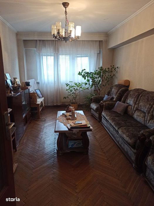 4 camere PITEȘTI , Decomandat , Amplasament DEOSEBIT, NEGOCIABIL !!!