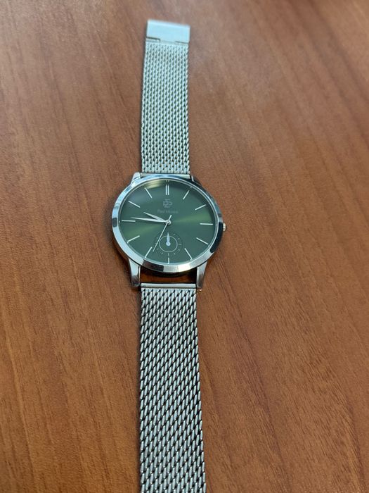 Часовник Paul McNeal