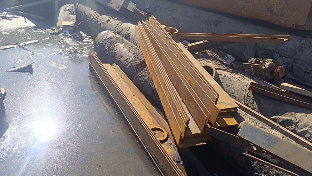 Уголки ,швеллера,листовой