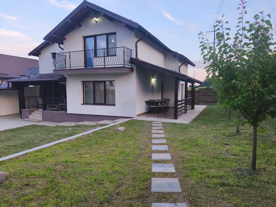 Casă nouă de vanzare