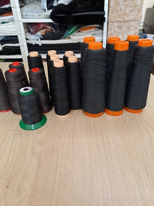 Еластични конци за шиене