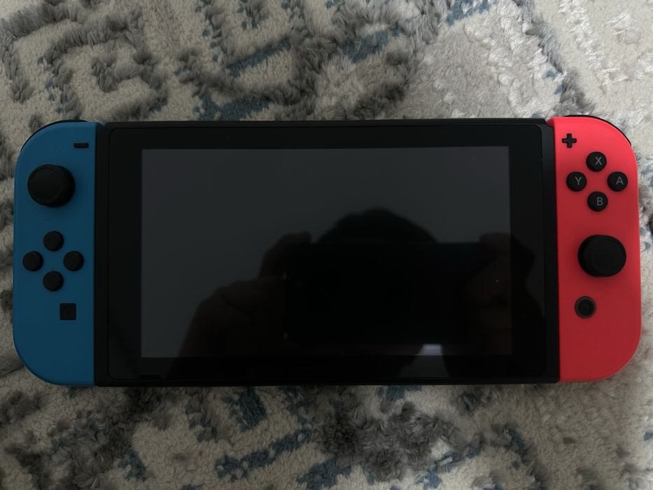 продам Nintendo Switch