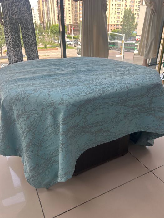 продается мягкий пуфик,диванчик