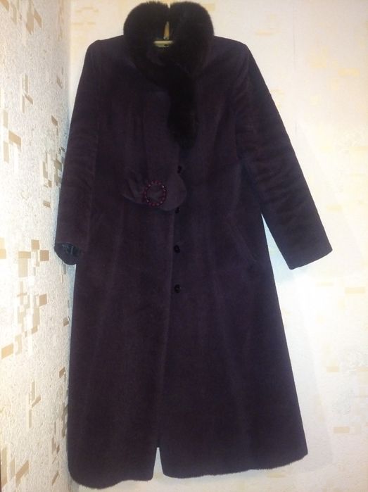 Зимнее пальто из ламы