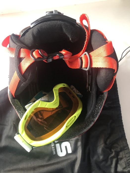 Atomic uvex Rossignol schi