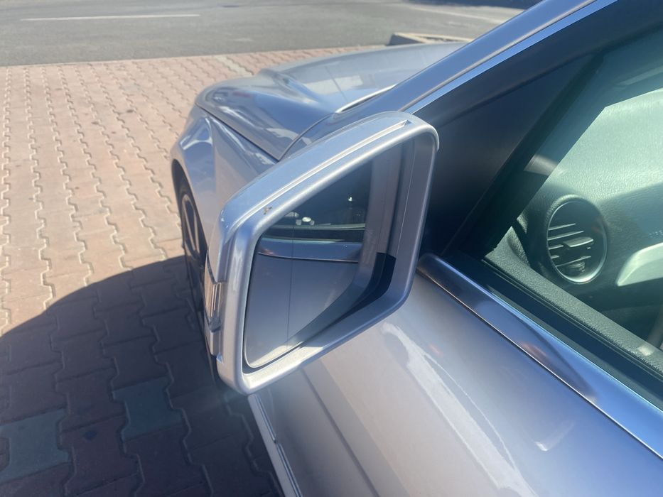 Oglinda stanga dreapta pliabil electric mercedes w204 facelift