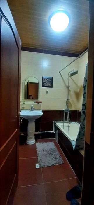 Продаётся квартира в хорошем состоянии прямо центр города  фестиваль