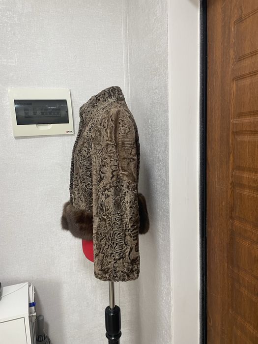 Шуба автоледи каракульча, соболь, 40-46