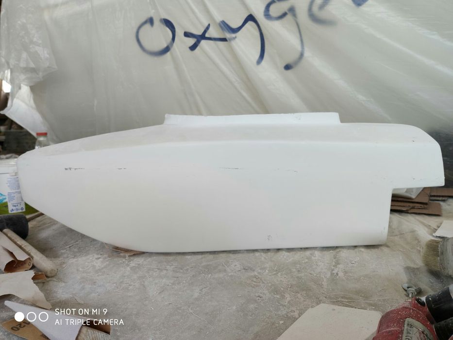 Продавам матрица за лодка за захранка