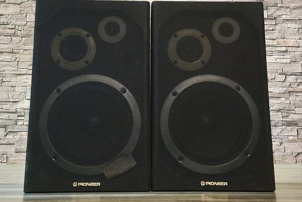 модел Pioneer S-Z83